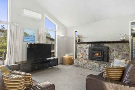 Photo of property in 31 Kowhai Drive, Wanaka, 9305