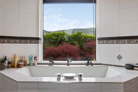 Photo of property in 11 Hortons Way, Cromwell, 9310