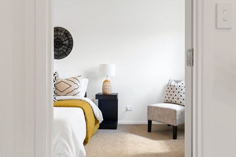 Photo of property in 2 Kotuitui Street, Manukau, Auckland, 2104