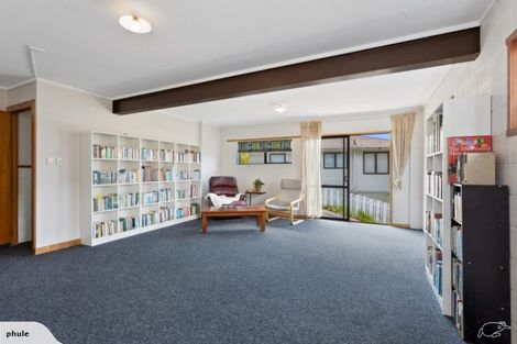 Photo of property in 1/126 Carlisle Road, Browns Bay, Auckland, 0632