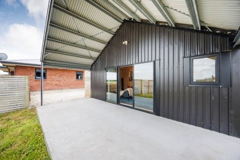 Photo of property in 1061 Taonui Road, Colyton, Feilding, 4775