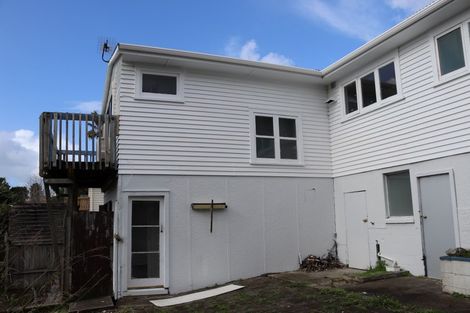 Photo of property in 579 East Coast Road, Browns Bay, Auckland, 0630