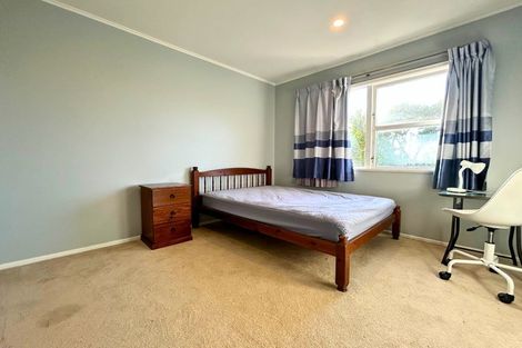 Photo of property in 88 Glendene Avenue, Glendene, Auckland, 0602