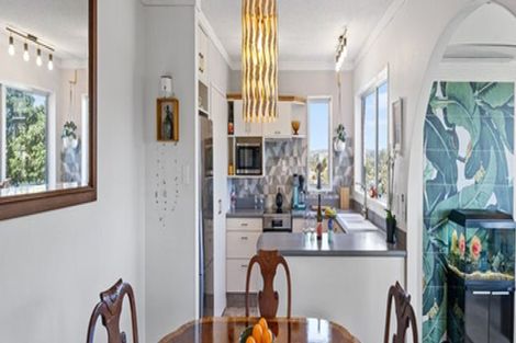 Photo of property in 4 Crownhill Street, Spotswood, New Plymouth, 4310