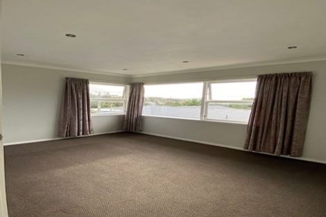 Photo of property in 597 Whangaparaoa Road, Stanmore Bay, Whangaparaoa, 0932