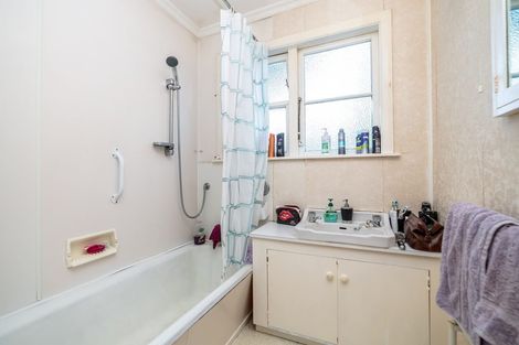 Photo of property in 97 Broadway, Carterton, 5713