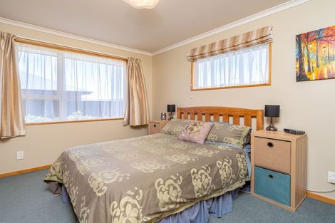 Photo of property in 2 Sunninghurst Drive, Fairfield, Dunedin, 9018