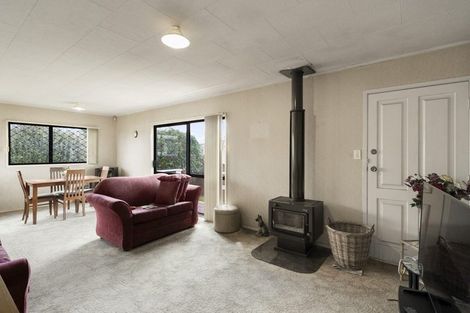 Photo of property in 1/81 Redcrest Avenue, Red Hill, Papakura, 2110