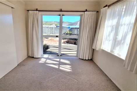 Photo of property in 8 Kukupa Grove, Heretaunga, Upper Hutt, 5018