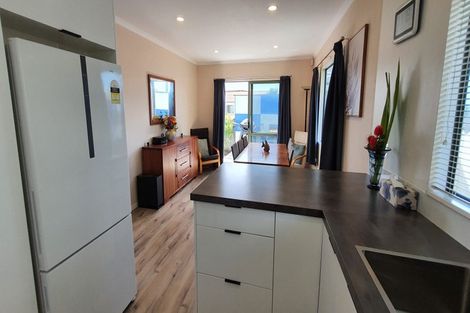 Photo of property in 130 Bream Bay Drive, Ruakaka, 0116