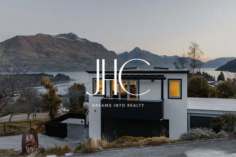 Photo of property in 18 Dublin Street, Queenstown, 9300