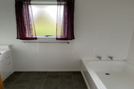 Photo of property in 336 Royal Road, Massey, Auckland, 0614