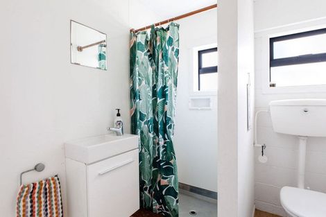 Photo of property in 1 Ohiwa Parade, Ohope, 3121