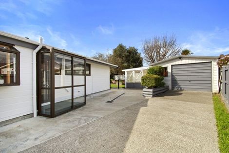 Photo of property in 8 Roband Crescent, Brown Owl, Upper Hutt, 5018