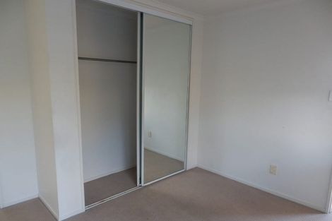 Photo of property in 1/2 Prebble Place, Mission Bay, Auckland, 1071