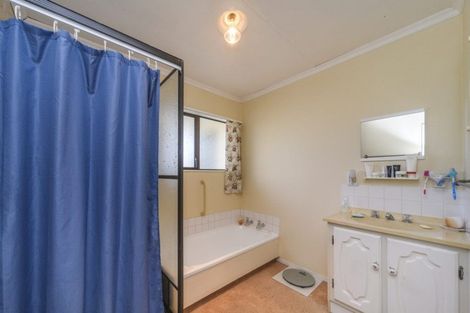 Photo of property in 2/89 College Street, Awapuni, Palmerston North, 4412