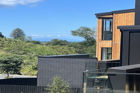 Photo of property in 3 Longshore Drive, Long Bay, Auckland, 0630