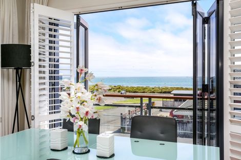 Photo of property in 2-6 Hamblyn Street, Strandon, New Plymouth, 4312