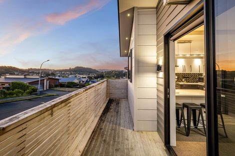 Photo of property in 53 Spyglass Lane, Whitby, Porirua, 5024