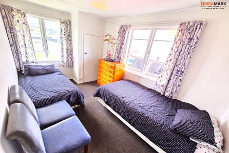 Photo of property in 21 Totara Park Road, Clouston Park, Upper Hutt, 5018