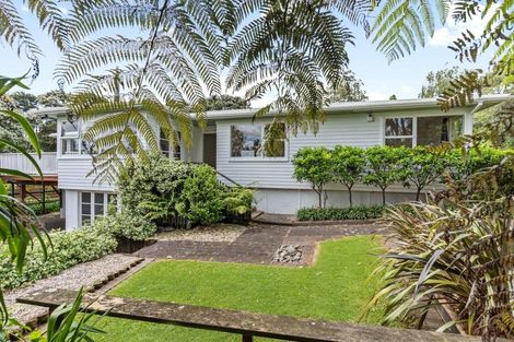 Photo of property in 4 Longfellow Parade, Glen Eden, Auckland, 0604