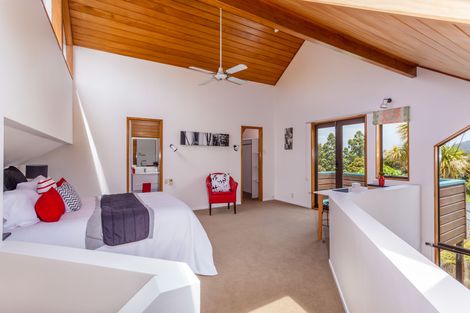 Photo of property in 470 Huia Road, Laingholm, Auckland, 0604