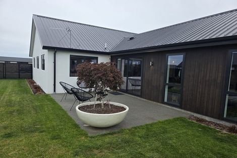 Photo of property in 5 Polwarth Lane, West Melton, 7618