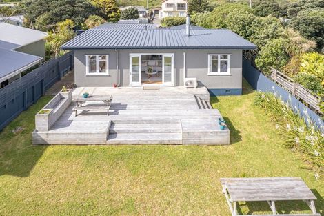 Photo of property in 133 Karaka Street, Castlecliff, Whanganui, 4501