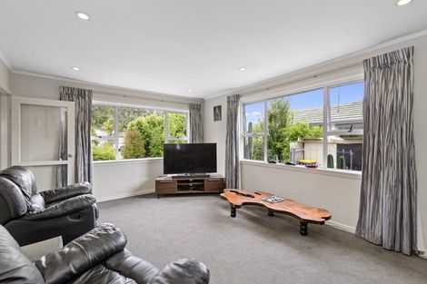 Photo of property in 126 Gilberthorpes Road, Hei Hei, Christchurch, 8042