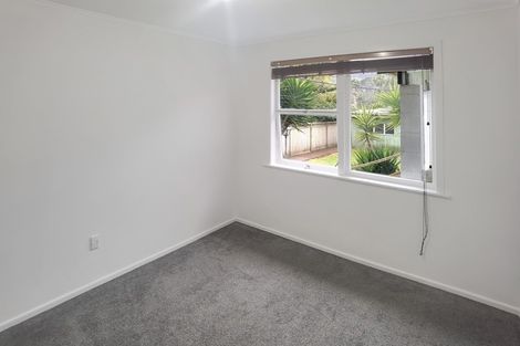 Photo of property in 31 Lowtherhurst Road, Massey, Auckland, 0614