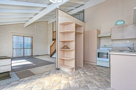 Photo of property in 104 Titiro Place, Onemana, Whangamata, 3691