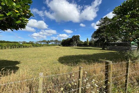 Photo of property in 729 Makerua Road, Tokomaru, Palmerston North, 4474
