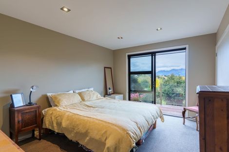 Photo of property in 16 Hidden Hills Drive, Wanaka, 9305