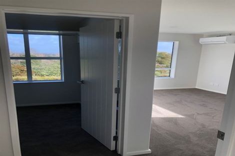 Photo of property in 34 Matahae Drive, Flat Bush, Auckland, 2019
