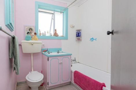 Photo of property in 11 Savage Crescent, Waipukurau, 4200