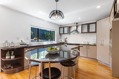 Photo of property in 28a Woodstock Road, Forrest Hill, Auckland, 0620