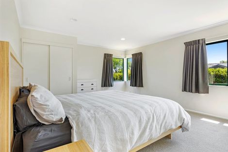Photo of property in 2 Hanna Place, Havelock North, 4130