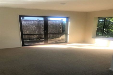 Photo of property in 1/1 Bass Street, West Harbour, Auckland, 0618