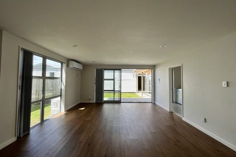 Photo of property in 5 Hollowout Street, Takanini, 2112