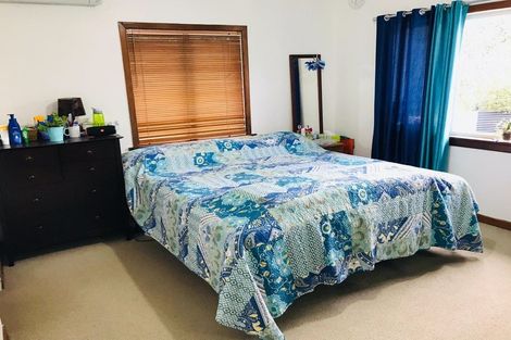 Photo of property in 1/8 Golf Road, New Lynn, Auckland, 0600