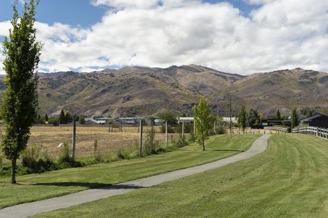 Photo of property in 15 Quigley Crescent, Cromwell, 9310