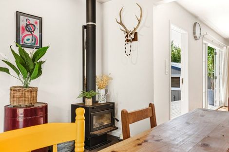 Photo of property in 37 Haruru Falls Road, Haruru, 0204