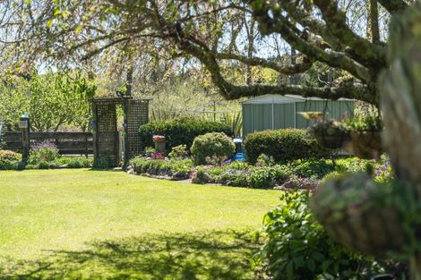 Photo of property in 906 Tukairangi Road, Acacia Bay, Taupo, 3385