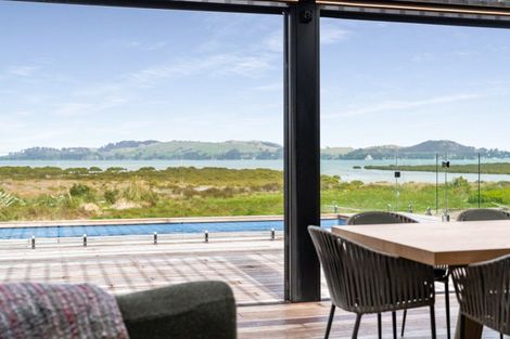 Photo of property in 18 Koromiko Drive, Coromandel, 3506