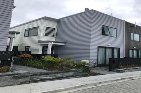 Photo of property in 5 Fuselage Road, Hobsonville, Auckland, 0616