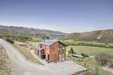 Photo of property in 2 Judare Drive, Lowburn, Cromwell, 9384