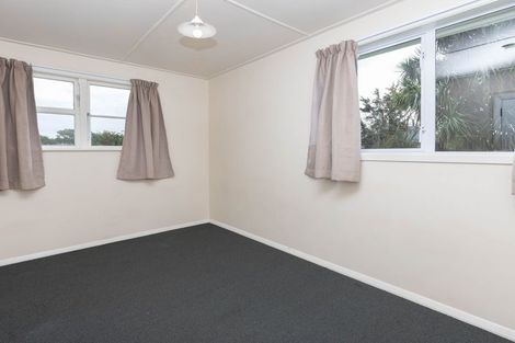 Photo of property in 14 Colvin Street, Westport, 7825