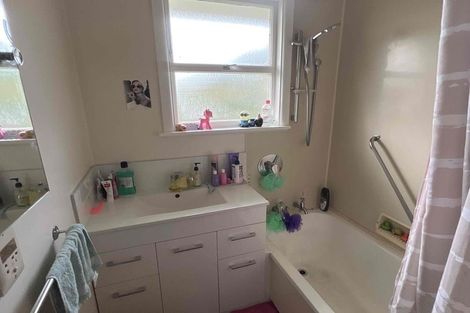 Photo of property in 1/155 Brookside Terrace, Bryndwr, Christchurch, 8053