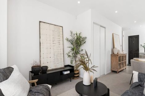 Photo of property in 11 Blossom Walk, Christchurch Central, Christchurch, 8011