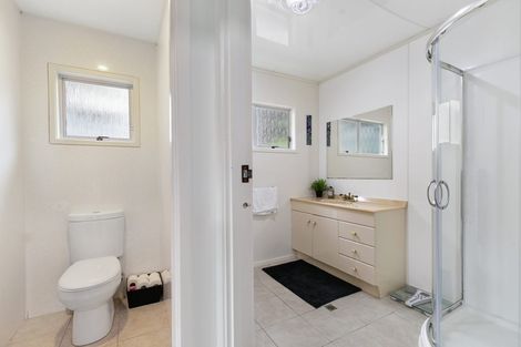 Photo of property in 29 Wirihana Road, Titirangi, Auckland, 0604